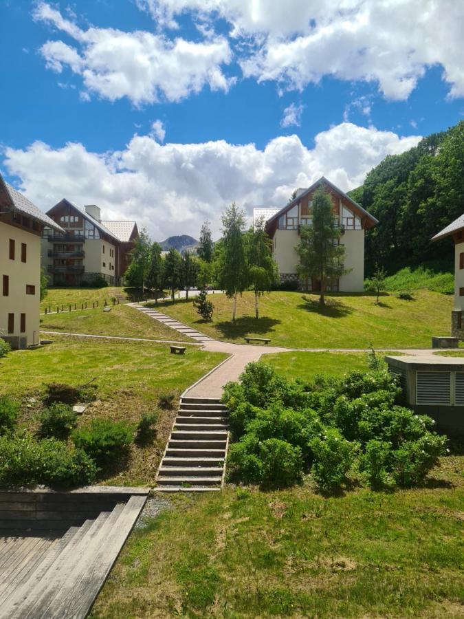 Les chalets du galibier 2 WIFI Parking privé 4stars Valloire Esterno foto