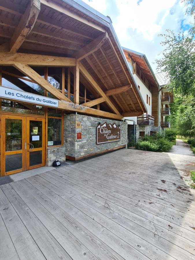 Les chalets du galibier 2 WIFI Parking privé 4stars Valloire Esterno foto